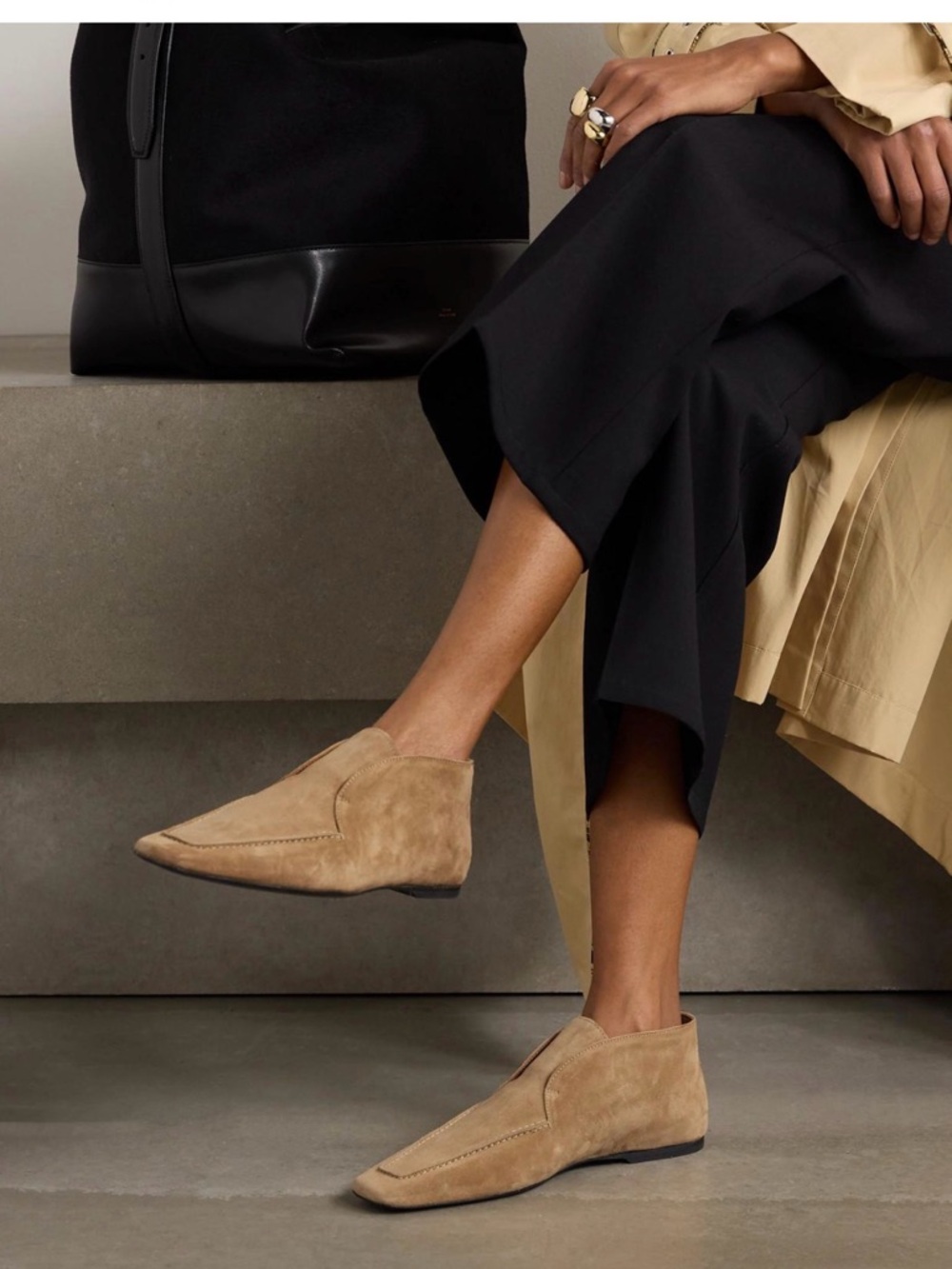 Toteme desert boot in camel